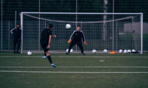 Football goalkeeping tips for beginners